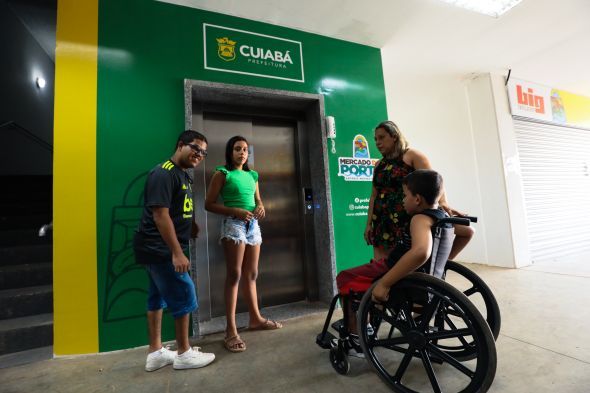 Prefeitura de Cuiab | Prefeitura de Cuiab e permissionrios promovem melhorias garantindo maior conforto e funcionalidade de nova estrutura do Mercado do Porto