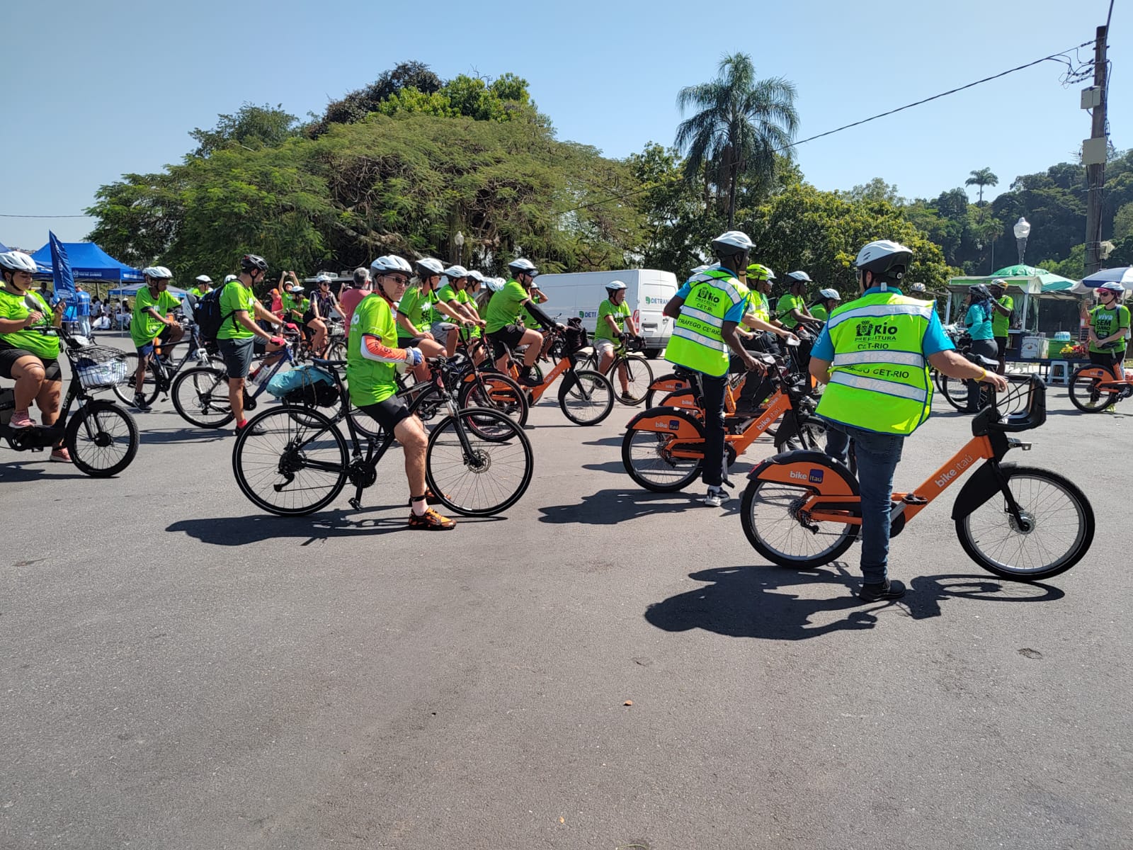 Mais de 200 ciclistas participam de pedalada pelo Dia Mundial Sem Carro - Prefeitura da Cidade do Rio de Janeiro
