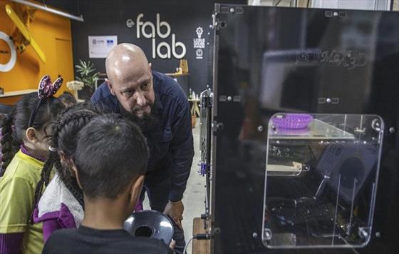 Fab Lab conquista dois ttulos estaduais em prmio de inovao do Sebrae-PR