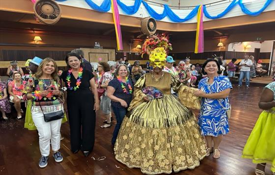 Baile de carnaval reúne mais de 600 pessoas idosas atendidas pela FAS