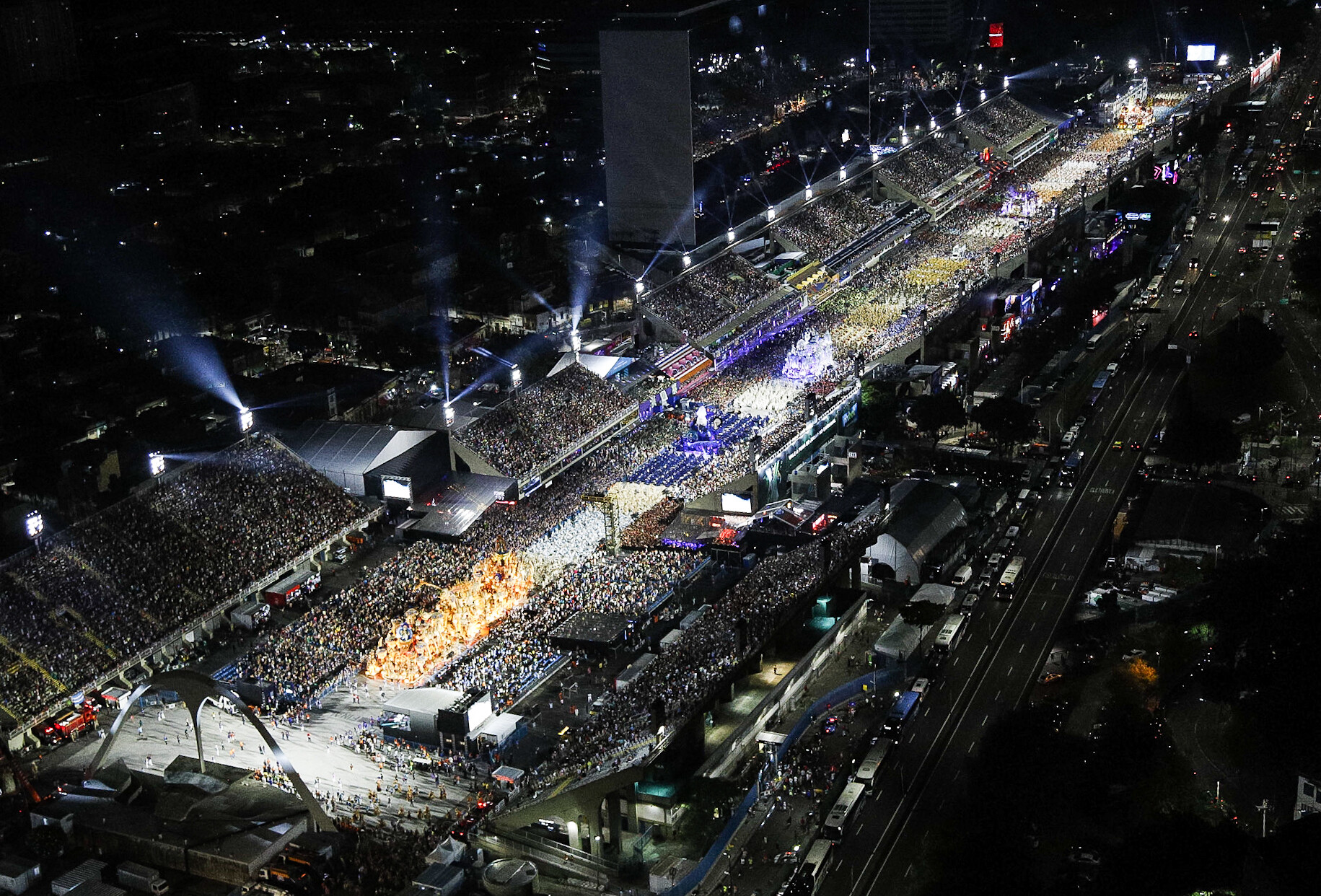 CET-Rio apresenta esquema de trânsito para Desfile das Campeãs do carnaval 2024  no Sambódromo - Prefeitura da Cidade do Rio de Janeiro
