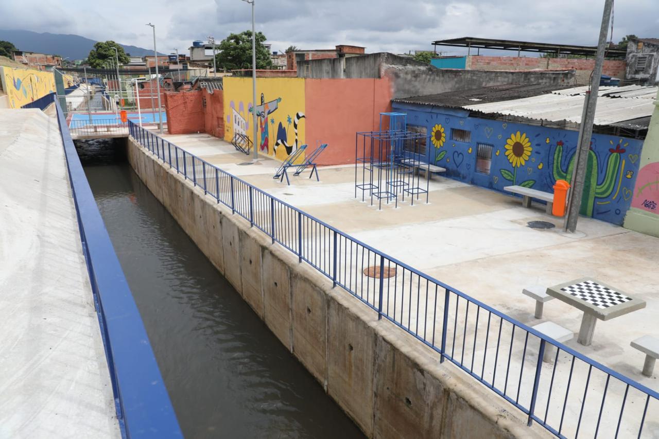 Prefeitura entrega obras de drenagem da Rua Comendador Guerra, na Pavuna - Prefeitura da Cidade do Rio de Janeiro